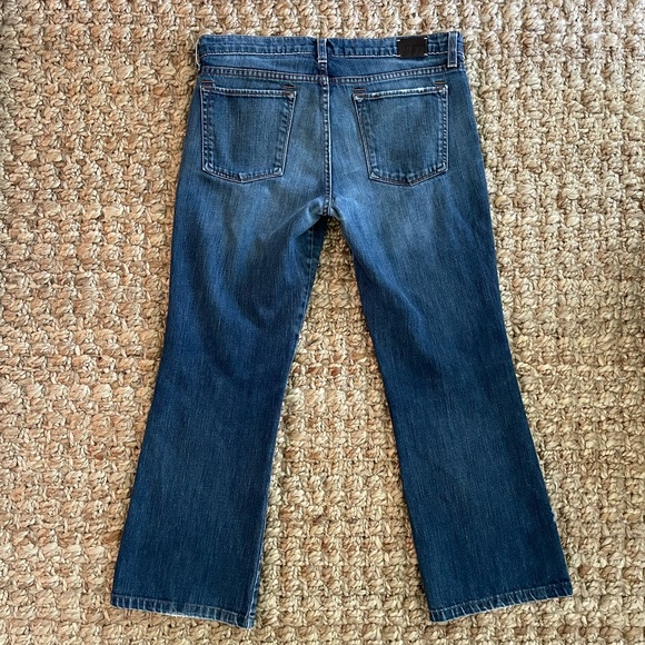 Banana Republic Wide-Leg Capri Jeans | Fall 2010 | Size 30 | Medium Wash - Picture 5 of 7